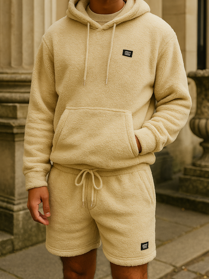 Fleece-Hoodie und Shorts-Set