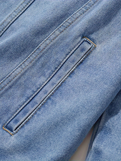 Chaqueta vaquera clásica con botones